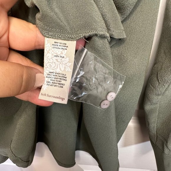 Soft Surrounding Sage Green 100% Silk Button Up Shirt 2X - New without tags - Picture 7 of 7